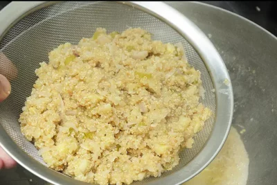 Égoutter le quinoa